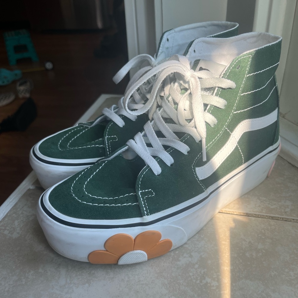 Vans suede green floral graphic sneakers